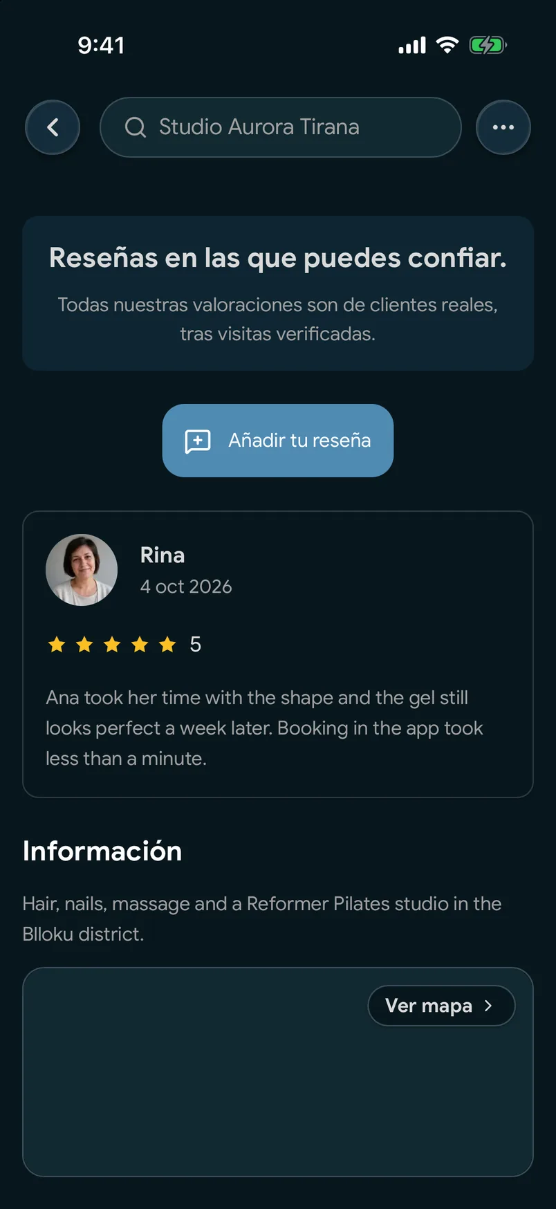 Reseñas de visitas completadas en la página de un centro en la app de EasyBook