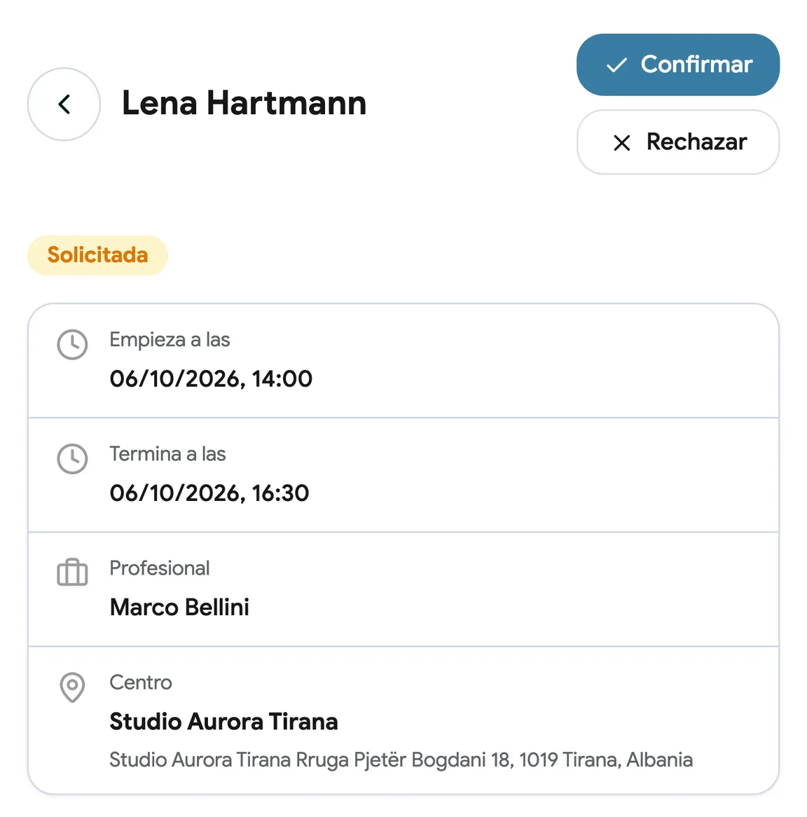 Una solicitud de reserva pendiente de aprobación