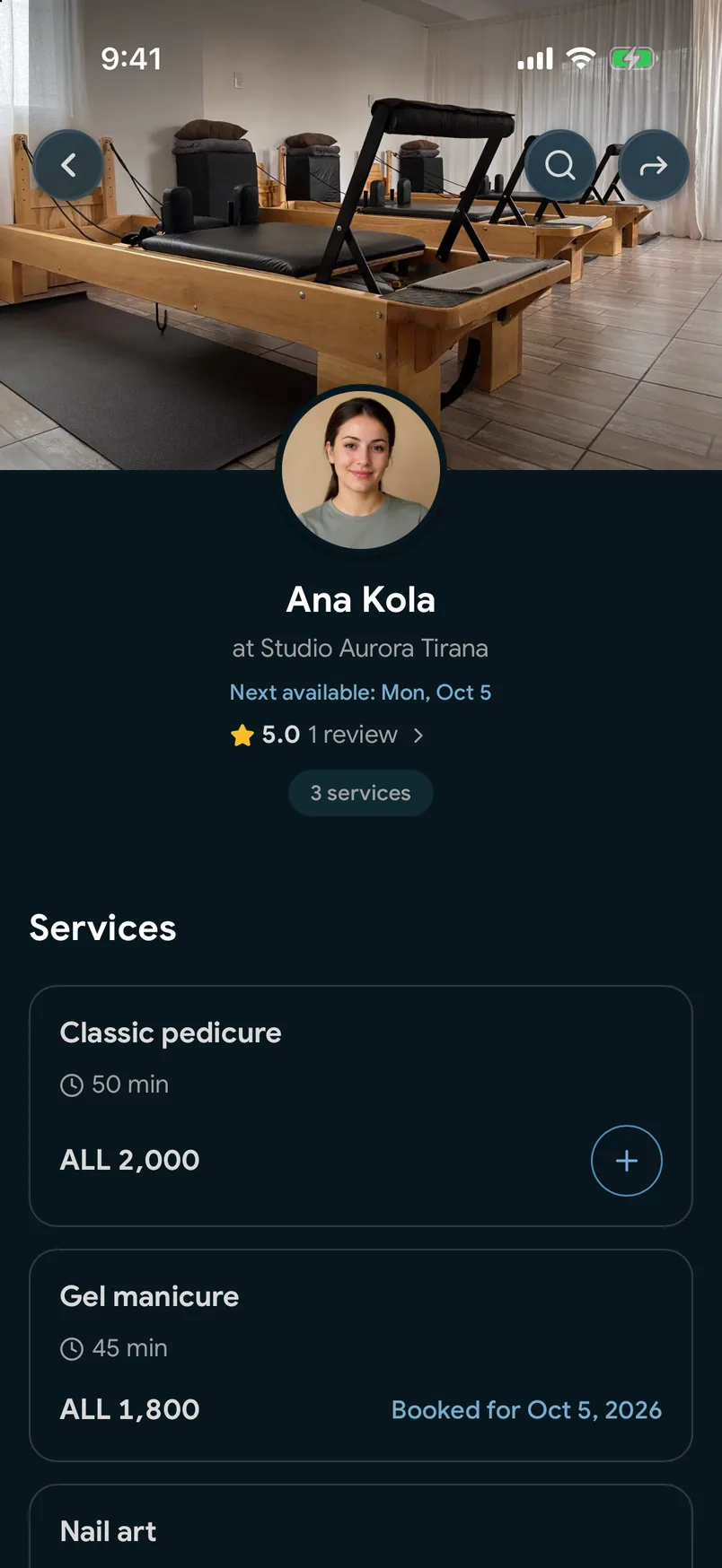 A professional's page on easybook.ai