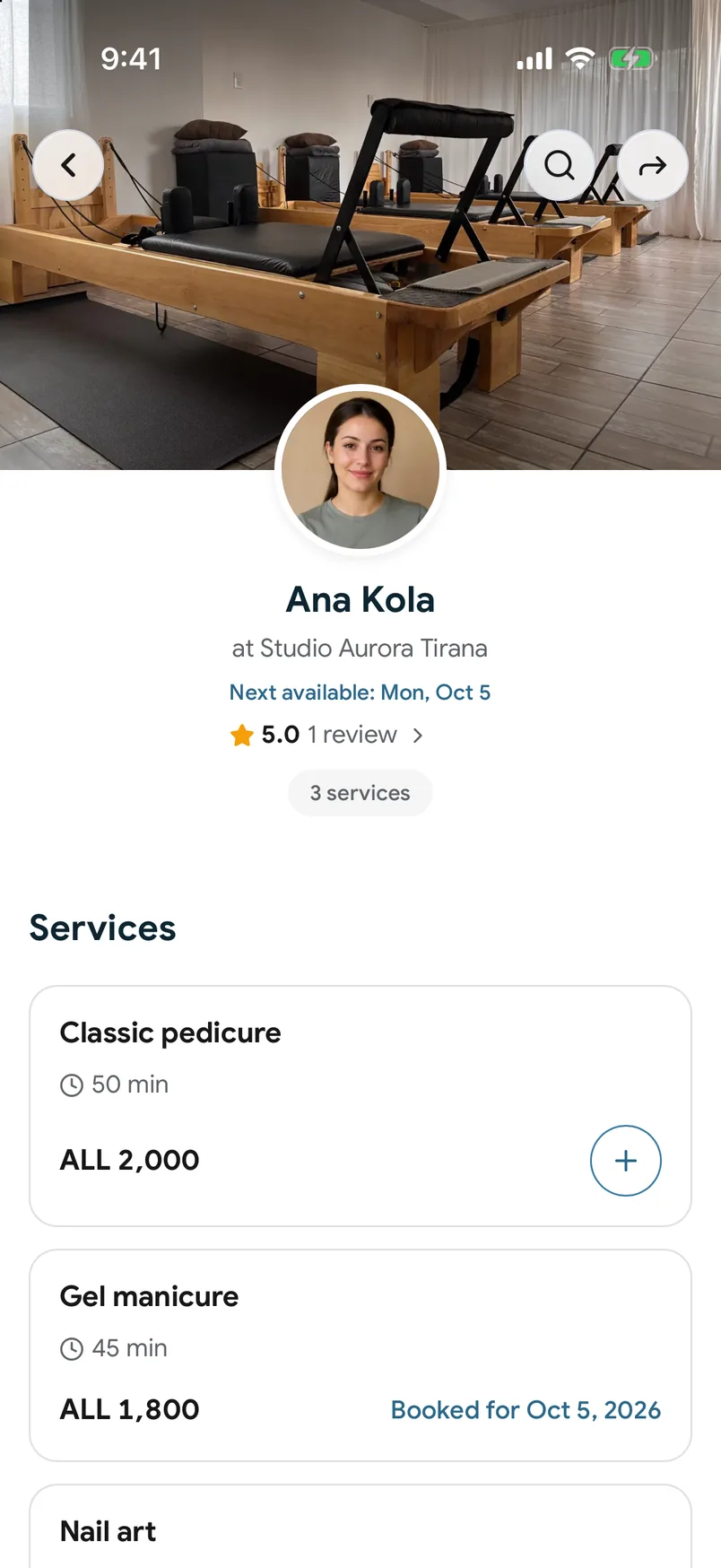 A professional's page on easybook.ai