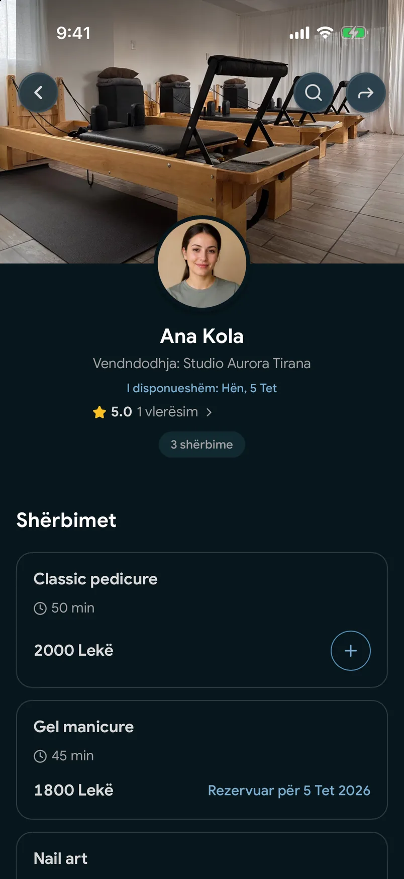 Faqja e një profesionisti në easybook.ai